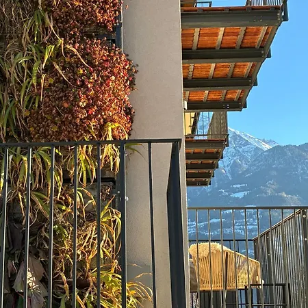 Balcone Panoramico, Comfort Moderno, Quiete Alpina